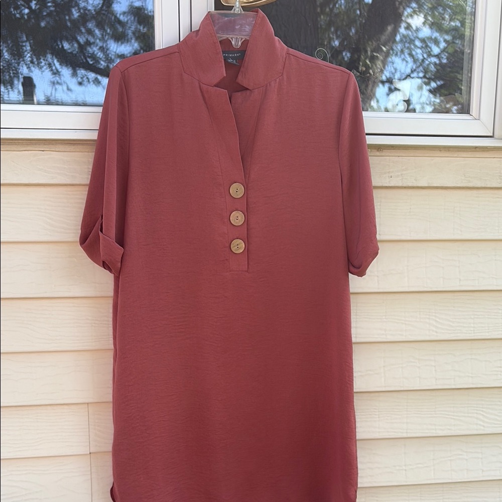 Women's Button-Up Rust Top
